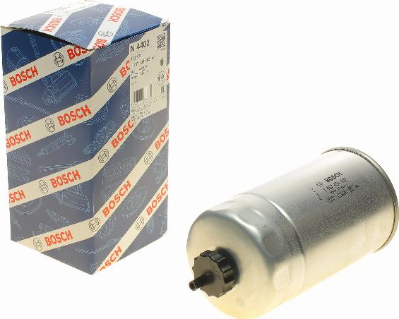 BOSCH 1 457 434 402 - Filtro carburante autozon.pro