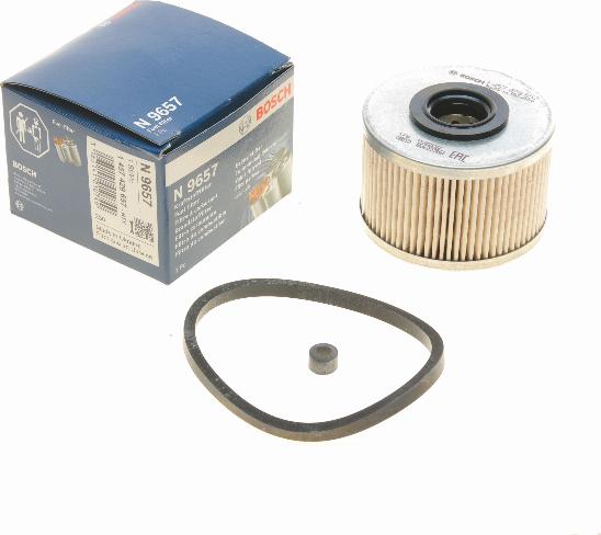 BOSCH 1 457 429 657 - Filtro carburante autozon.pro