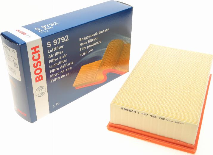 BOSCH 1 457 429 792 - Filtro aria autozon.pro