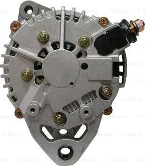 BOSCH F 042 305 015 - Alternatore autozon.pro