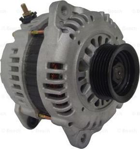 BOSCH F 042 305 021 - Alternatore autozon.pro