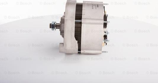 BOSCH F 042 301 018 - Alternatore autozon.pro