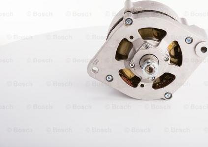 BOSCH F 042 301 022 - Alternatore autozon.pro