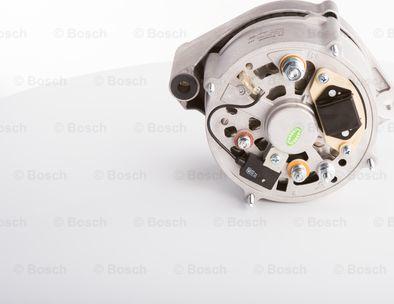 BOSCH F 042 301 022 - Alternatore autozon.pro