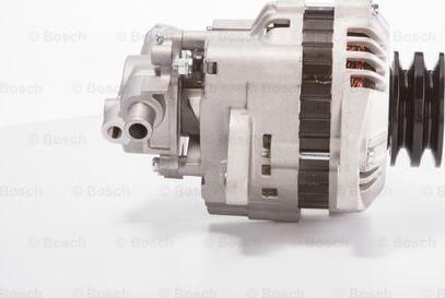 BOSCH F 042 303 110 - Alternatore autozon.pro