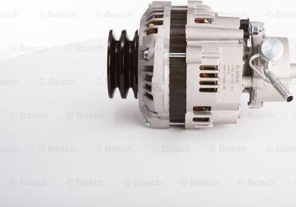 BOSCH F 042 303 112 - Alternatore autozon.pro