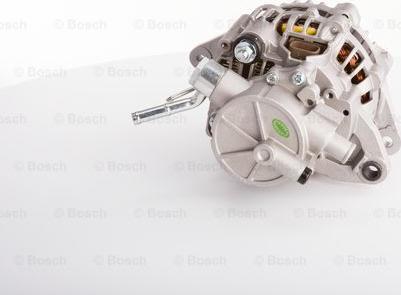 BOSCH F 042 303 112 - Alternatore autozon.pro