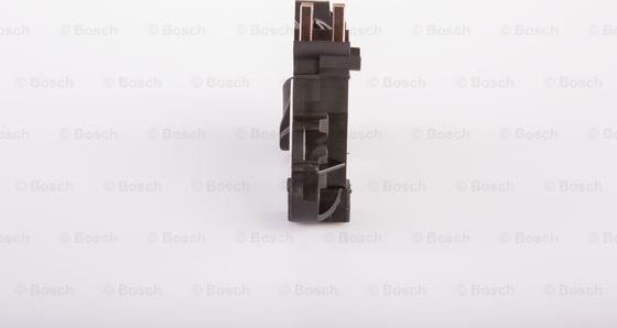 BOSCH F 00M 346 122 - Regolatore alternatore autozon.pro