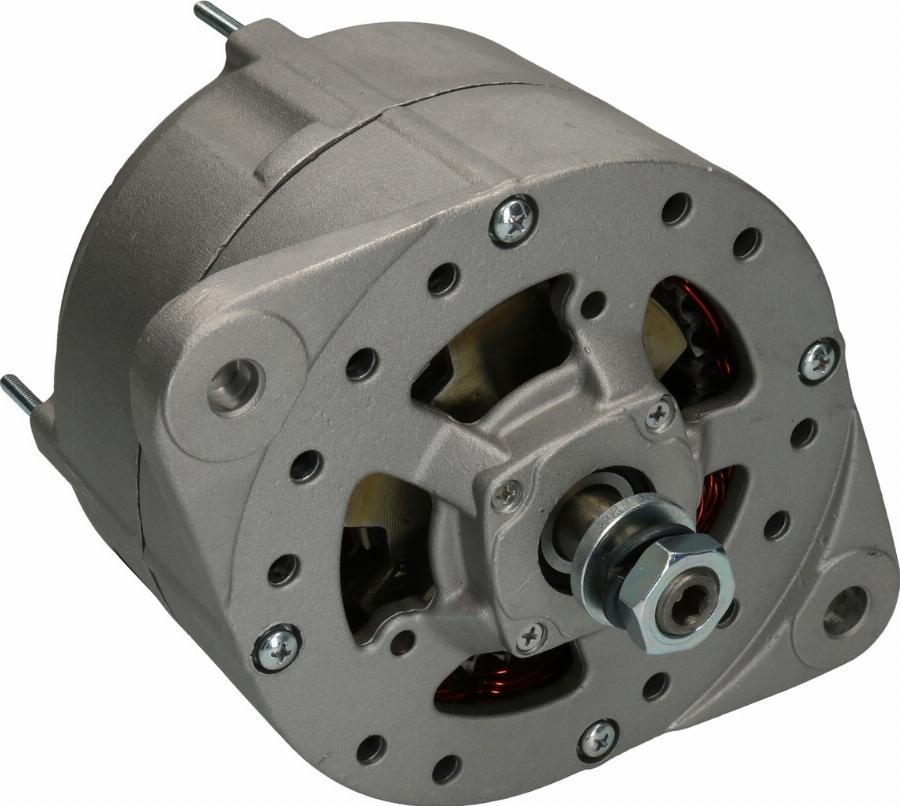 BOSCH F 032 111 746 - Alternatore autozon.pro