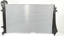 BSG BSG 90-535-011 - Intercooler autozon.pro