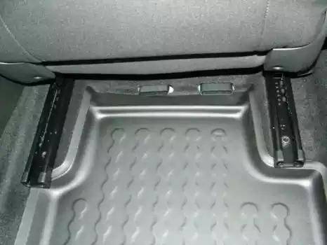 Carbox 434127000 - Tappetino vaschetta vano gambe autozon.pro