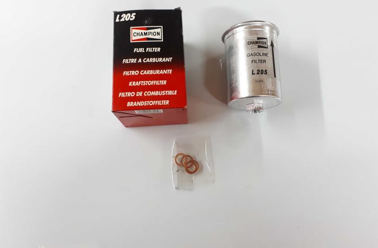 Champion L205 - Filtro carburante autozon.pro