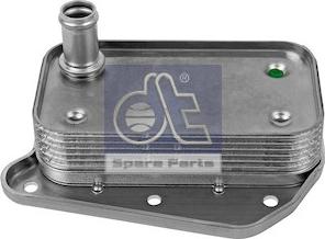 DT Spare Parts 4.66645 - Radiatore olio, Olio motore autozon.pro