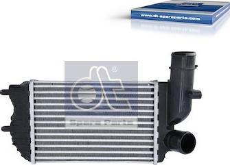 DT Spare Parts 12.25025 - Intercooler autozon.pro