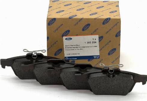 FORD 1360254 - Kit pastiglie freno, Freno a disco autozon.pro