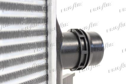 Frigair 0709.3113 - Intercooler autozon.pro