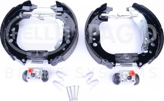 HELLA 8DB 355 022-431 - Kit ganasce freno autozon.pro