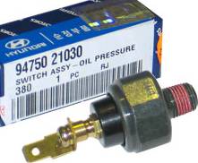 KIA 94750 21030 - Sensore, Pressione olio autozon.pro