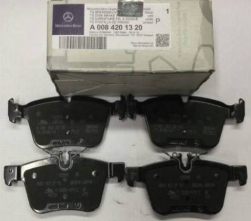 Mercedes-Benz A0084201320 - Kit pastiglie freno, Freno a disco autozon.pro