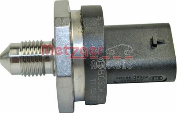 Metzger 0906281 - Sensore, Pressione carburante autozon.pro