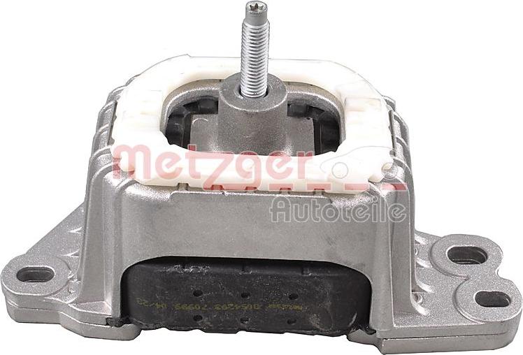 Metzger 8054293 - Sospensione, Motore autozon.pro