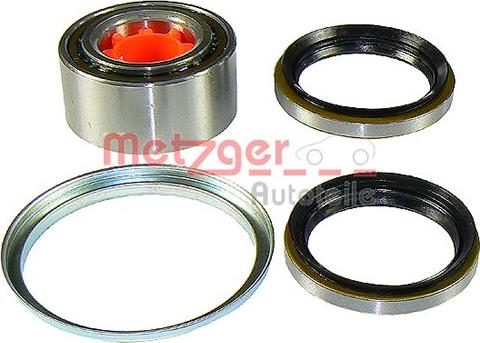 Metzger WM 946 - Kit cuscinetto ruota autozon.pro