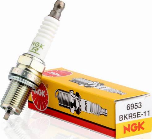 NGK BKR5E-11 - Candela accensione autozon.pro