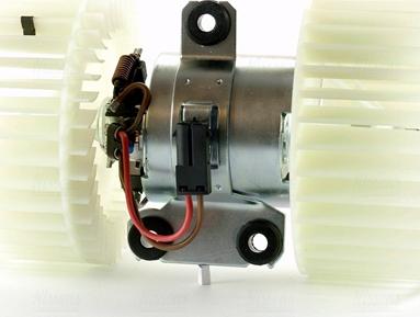 Nissens 87114 - Ventilatore abitacolo autozon.pro