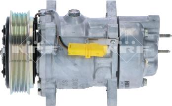 NRF 32217 - Compressore, Climatizzatore autozon.pro