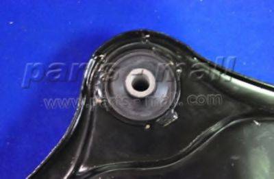 Parts-Mall CA-D019 - Braccio oscillante, Sospensione ruota autozon.pro