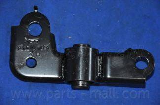 Parts-Mall CM-K701 - Supporto, Braccio oscillante autozon.pro