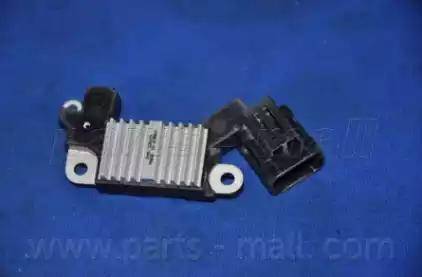 Parts-Mall PXPBB-008 - Regolatore alternatore autozon.pro