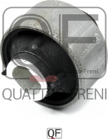 Quattro Freni QF00U00284 - Supporto, Braccio oscillante autozon.pro