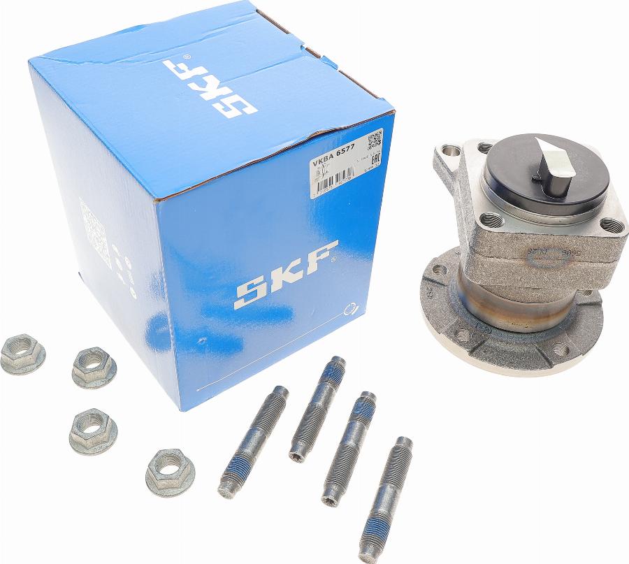 SKF VKBA 6577 - Kit cuscinetto ruota autozon.pro