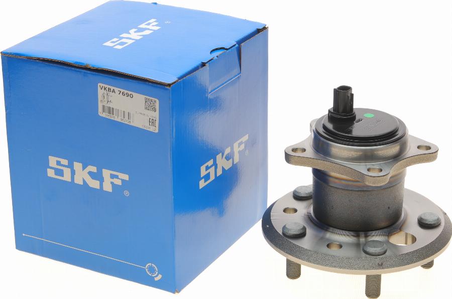 SKF VKBA 7690 - Kit cuscinetto ruota autozon.pro