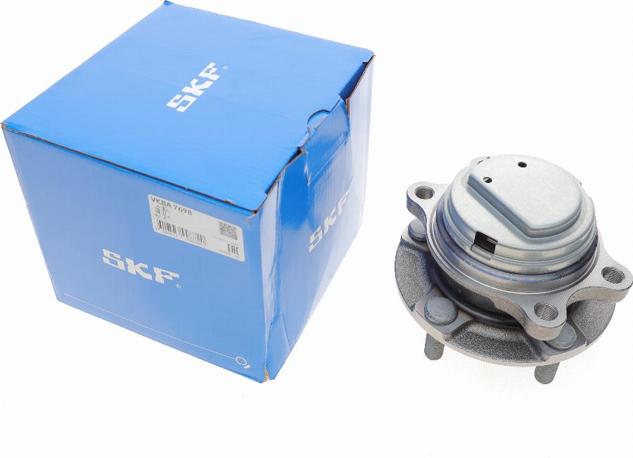 SKF VKBA 7698 - Kit cuscinetto ruota autozon.pro