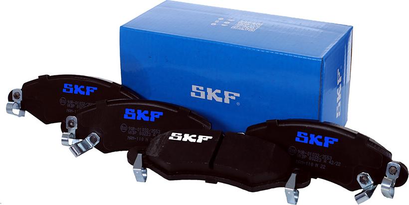 SKF VKBP 80223 A - Kit pastiglie freno, Freno a disco autozon.pro