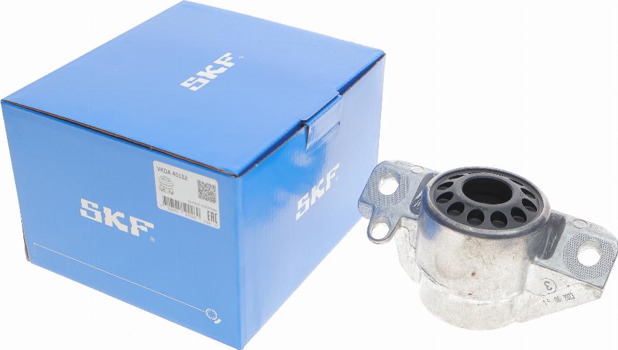 SKF VKDA 40132 - Supporto ammortizzatore a molla autozon.pro