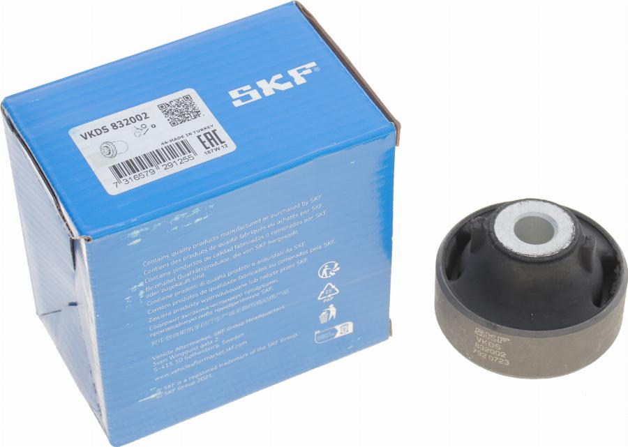 SKF VKDS 832002 - Supporto, Braccio oscillante autozon.pro