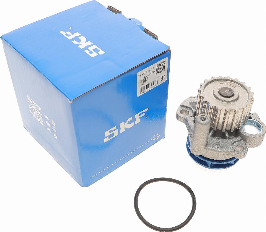 SKF VKPC 81623 - Pompa acqua autozon.pro