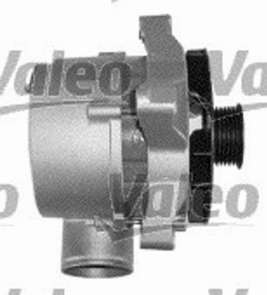 Valeo 437738 - Alternatore autozon.pro