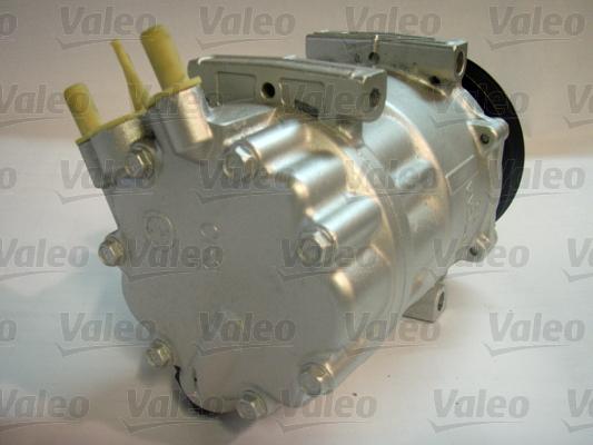 Valeo 813662 - Compressore, Climatizzatore autozon.pro