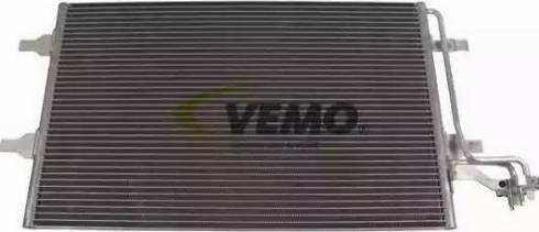 Vemo V95-62-0011 - Condensatore, Climatizzatore autozon.pro