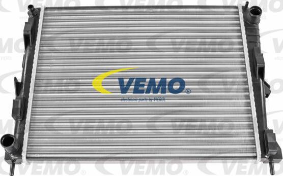 Vemo V46-60-0032 - Radiatore, Raffreddamento motore autozon.pro