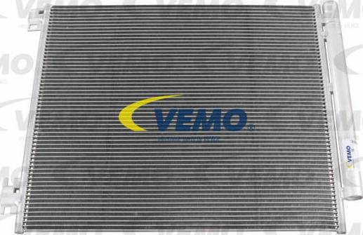 Vemo V46-62-0038 - Condensatore, Climatizzatore autozon.pro