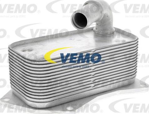 Vemo V40-60-2099 - Radiatore olio, Olio motore autozon.pro