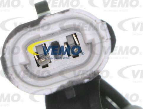 Vemo V40-15-1031 - Compressore, Climatizzatore autozon.pro