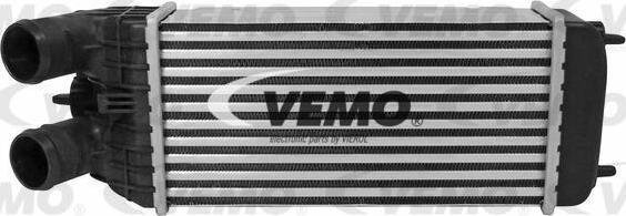 Vemo V42-60-0003 - Intercooler autozon.pro