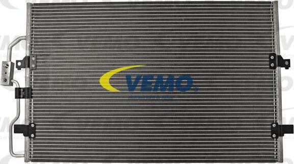 Vemo V42-62-0008 - Condensatore, Climatizzatore autozon.pro