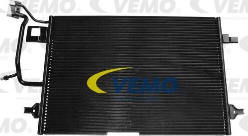 Vemo V15-62-1025 - Condensatore, Climatizzatore autozon.pro